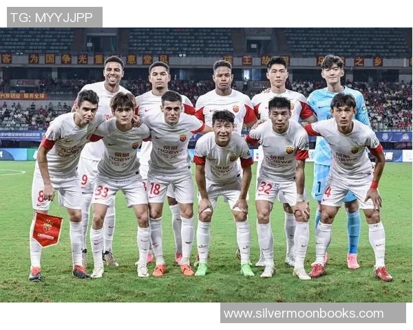 南京足球队配合实力再创新高荣登全国足球队排名前列