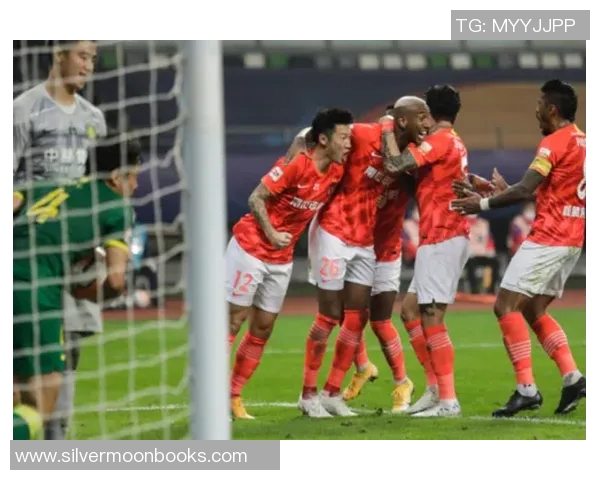 广州足球队与上海足球队耐力对决赛后分析与总结