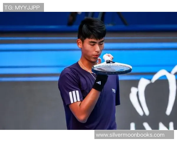 杭州网球队技术争议引发热议球员表现与教练策略的深度探讨 杭州网球队技术争议引发热议球员表现与教练策略的深度探讨