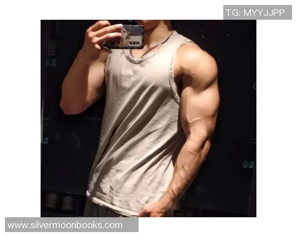 足球明星腹肌头像男展现运动魅力与健美身材的完美结合 足球明星腹肌头像男展现运动魅力与健美身材的完美结合